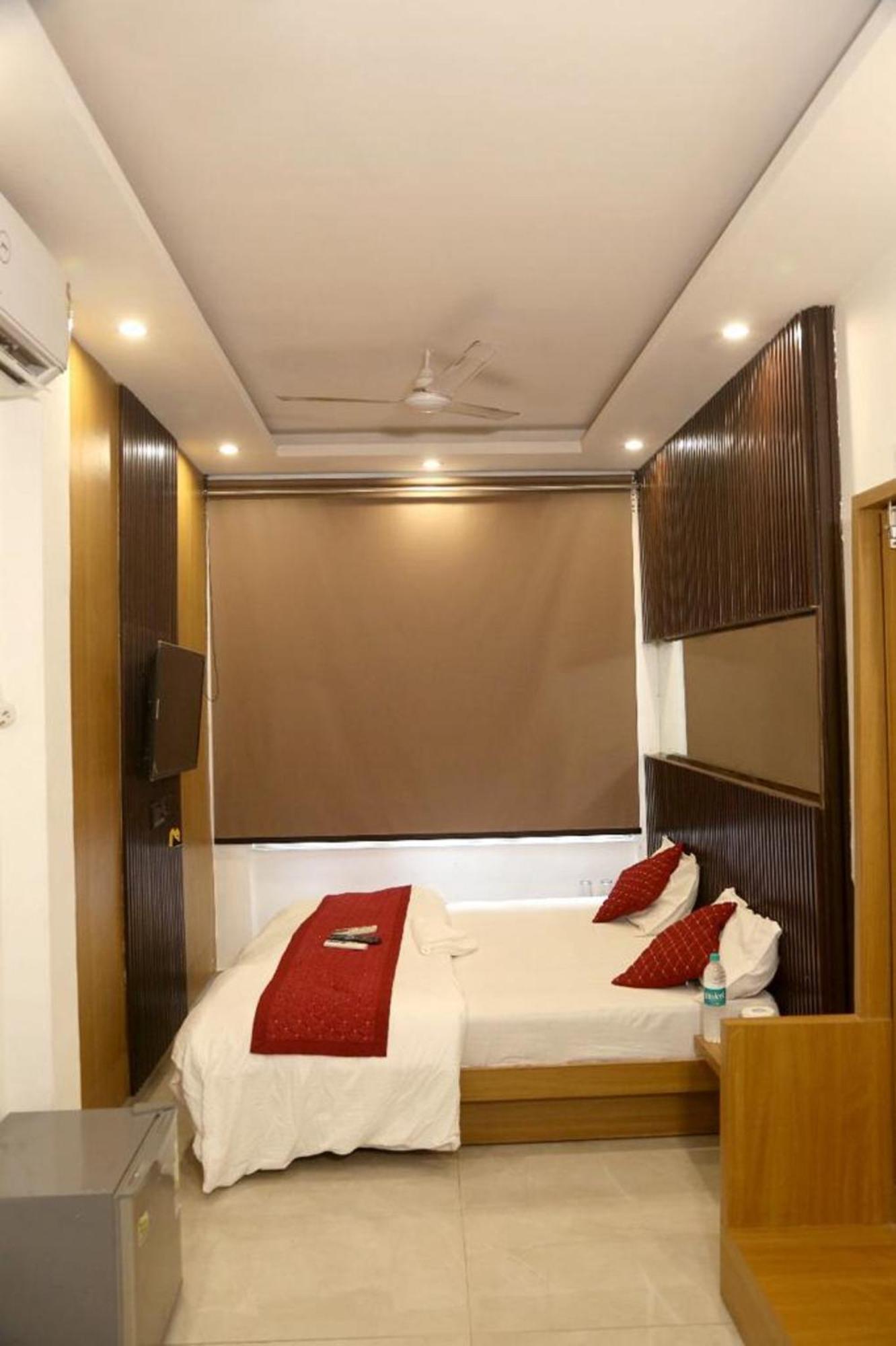 Bunk Hostel Delhi Best Backpacking Accommodation Нью-Дели Экстерьер фото